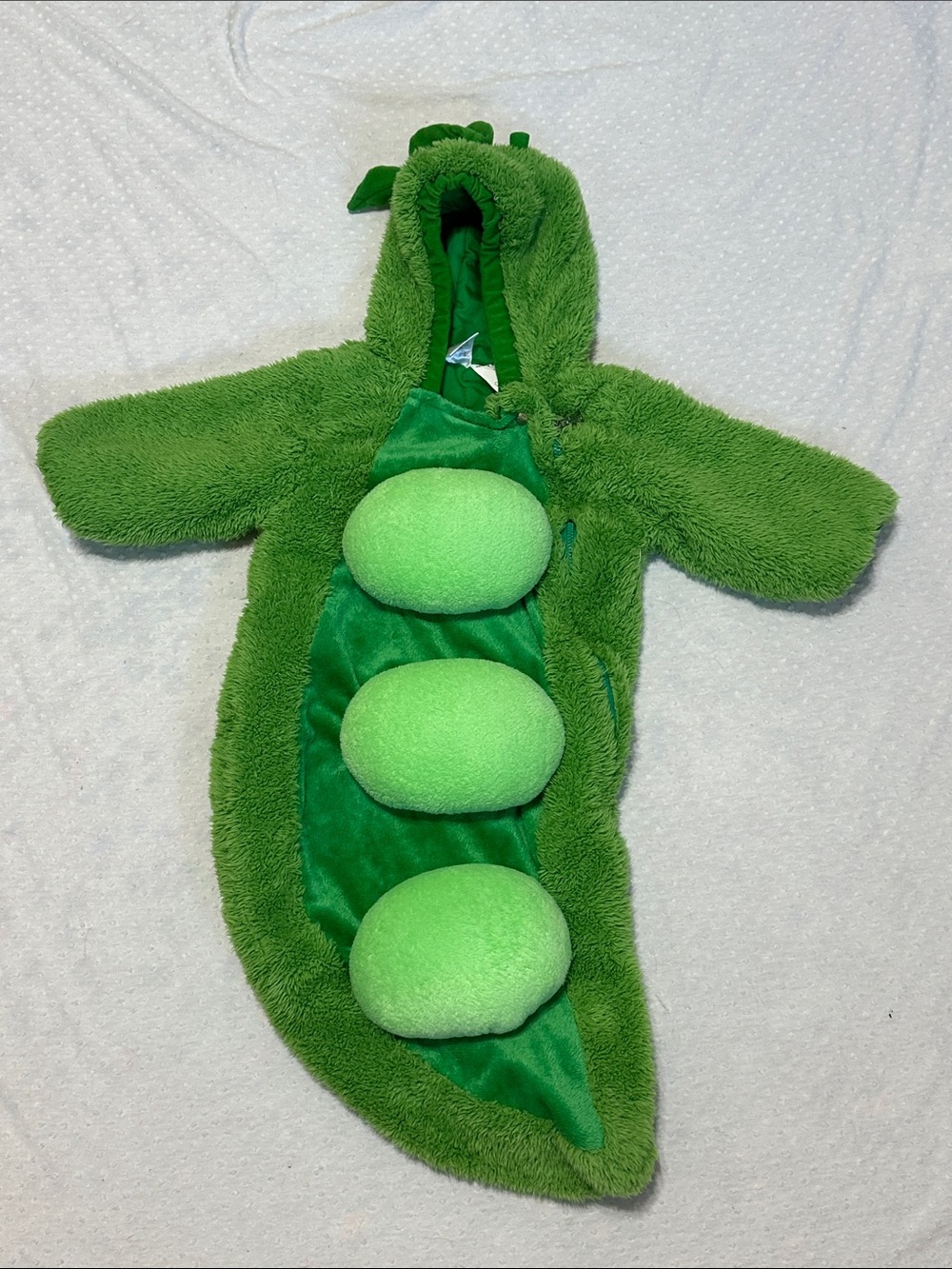 Pea in a Pod Infant Halloween Costume 0-6m Newborn 6 months Bunting